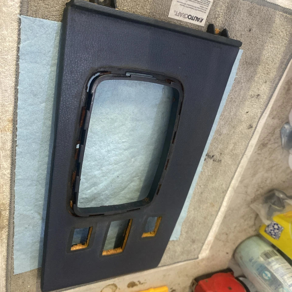 1972 - 78 Mercedes Benz 450SL R107 центральная консоль переключатель крышка 1076830036 Blu - Изображение 3 из 4