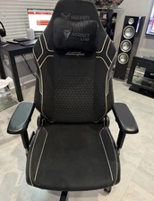 Secretlab  Lamborghini Superleggera Pinnacle Edition NEW Gaming Chair 59/100