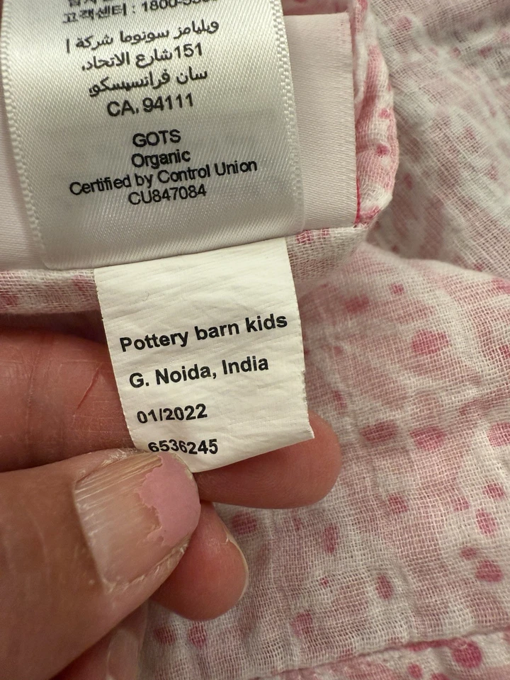 Lilly Pulitzer Cerámica Granero Bebé Envoltura Rosa Flores Hojas Mariposa Muselina 47" Foto 2 de 4