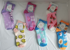 WOMEN'S ANKLE SOCKS NOVELTY DESIGNS SIZE 6-8 - 6 PAIRS