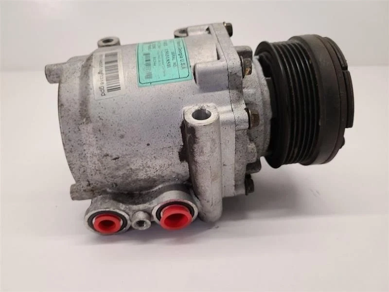2003-2006 Ford expedition Lincoln Navigator A/C Compressor OEM - Image 2 of 2