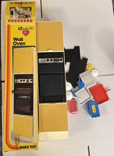 MARX Sindy Doll Wall Oven 1237 Vintage Yellow Kitchen Playset w/Box + Accs