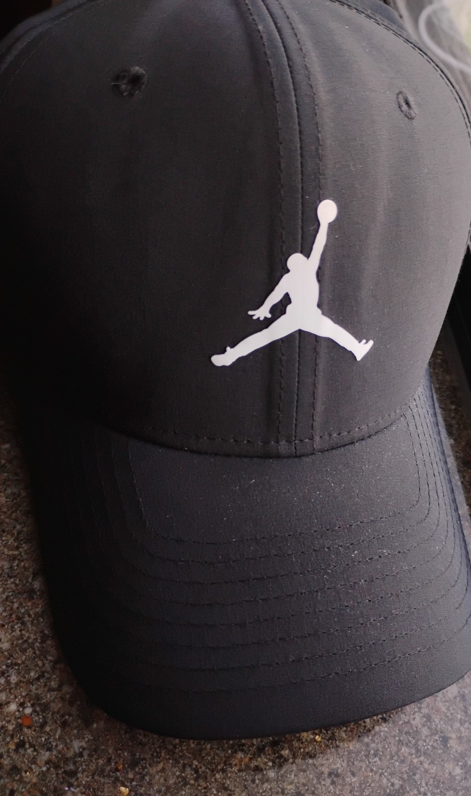 Nike Air Jordan Logo Snapback Cap Hat Black OSFA OSFM Jumpman Basketball Sports