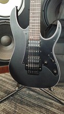 Chitarra elettrica Ibanez RG450B nera usata con borsa gig spedizione dal Giap...