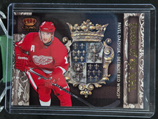 2010-11 Panini Crown Royale Lords of the NHL 281/499 Pavel Datsyuk #8