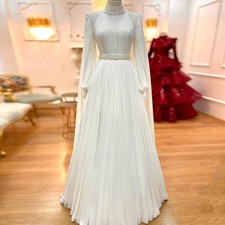 Modest Muslim Wedding Dresess with Long Sleeve Sequin Chiffon A Line Bridal Gown