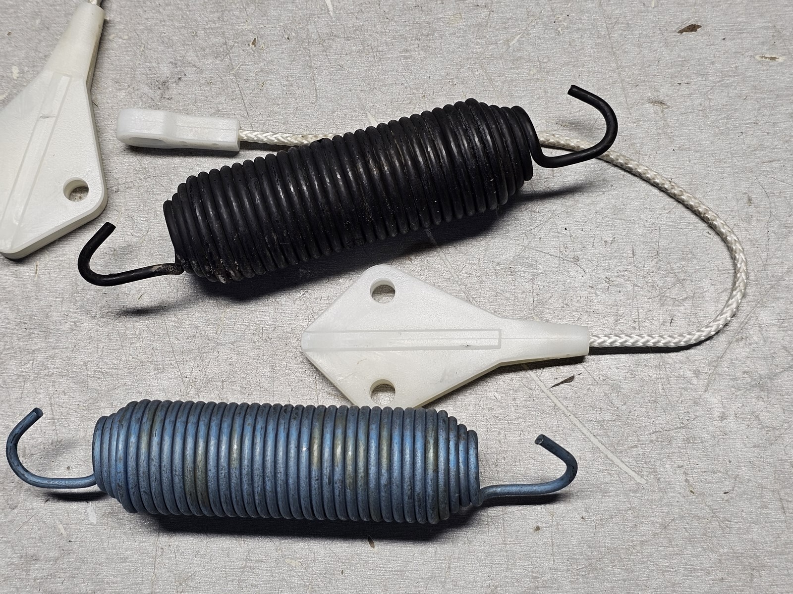 GE Dishwasher Door Spring & Cable Set WD03X20446, WD03X20316