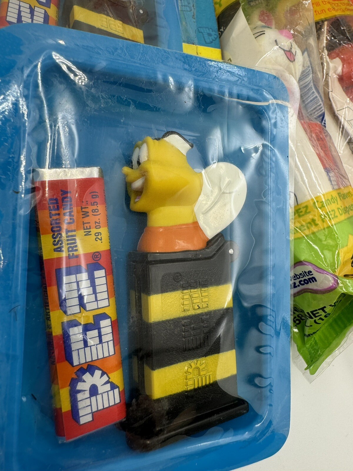 Vintage PEZ Lot 29 – Holiday, Star Wars, Spongebob, Cartoon Mix