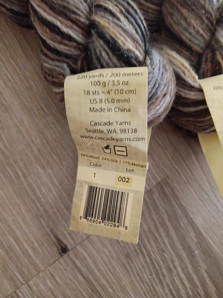Cascade CASBLANCA 59% Wool, 24% Silk, 17% Mohair/ Color 1, 3.5oz,220yd NEW - Image 2 of 4