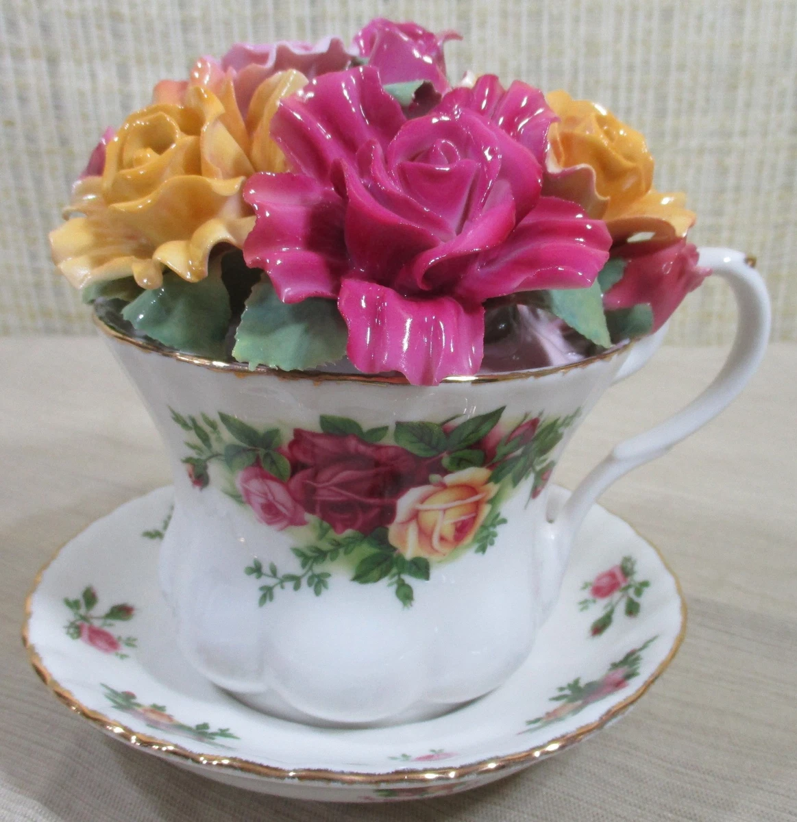 Royal Albert - Old Country Roses - Teacup & Saucer