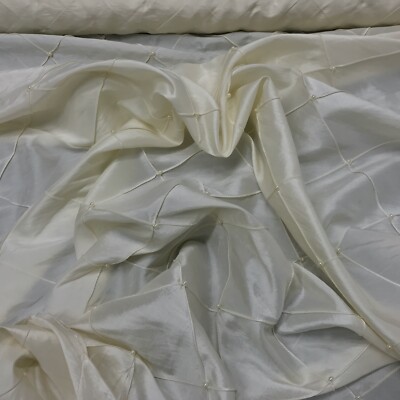 Cream Taffeta dress-making weddings curtain lining crafts fabric material 60/"