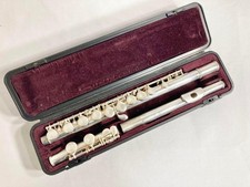 Flûte YAMAHA YFL-221 nickel plaqué argent d'occasion avec étui
