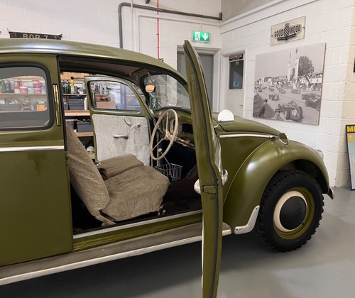 Volkswagen Beetle 1962 One of Two ever made by Wizard of Rods - Picture 15 of 24