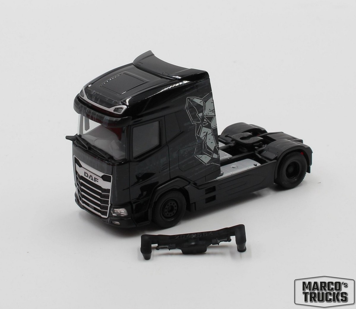 Herpa Sale DAF XG tractor unit 