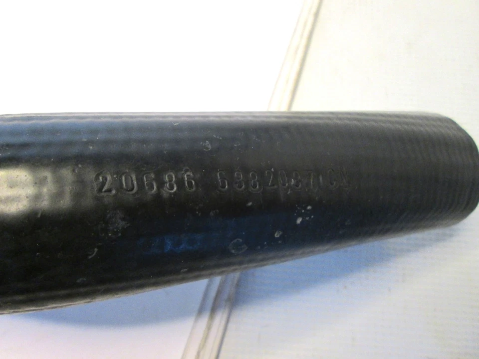 2O686 MANGUERA RADIADOR MARCA ARMADURA SUPERIOR NUEVO Foto 3 de 3