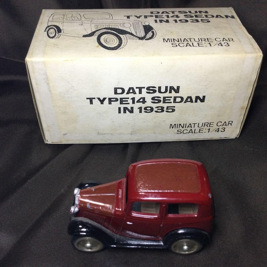 DATSUN TYPE14 SEDAN IN 1935 1/43 金属製ミニカー 1935 Datsun Type 14 Sedan - Reen Replica - 1:43 in Box Used