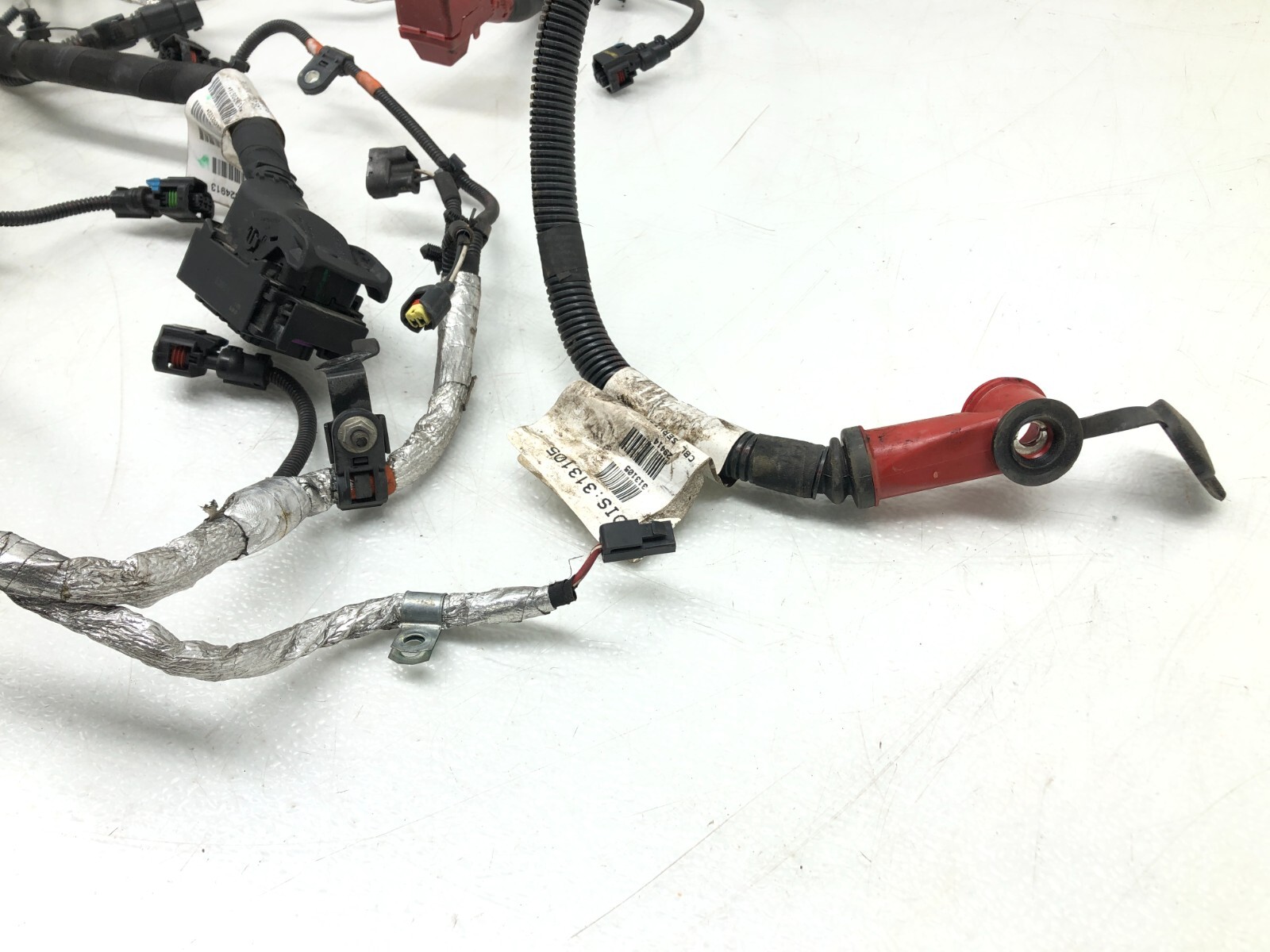 2017-2020 MASERATI LEVANTE 3.0L V6 ENGINE WIRING HARNESS OEM.