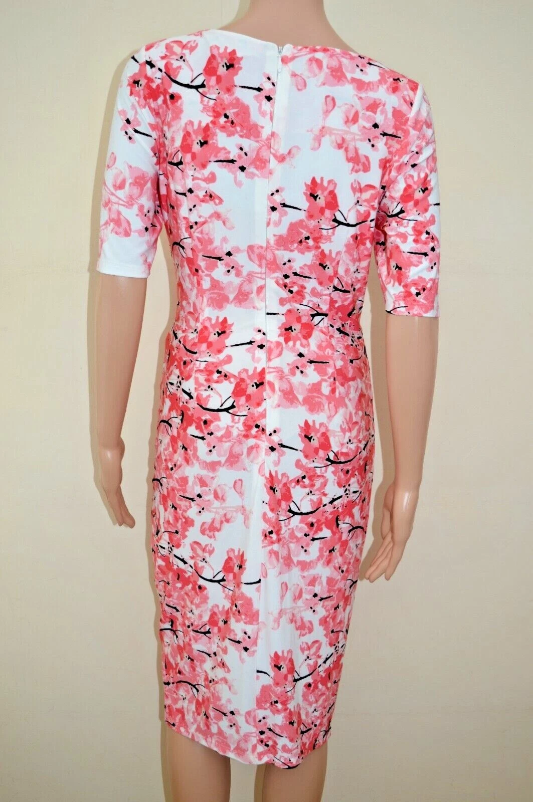 UNDERCOVER Abito M&S Secret dimagrante specchio floreale twist bianco e rosa UK 10