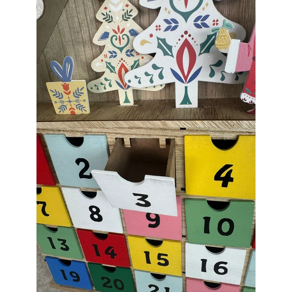 Ashland Wood Christmas Advent Calendar House Santa Trees 24 Drawers - Image 3 of 4