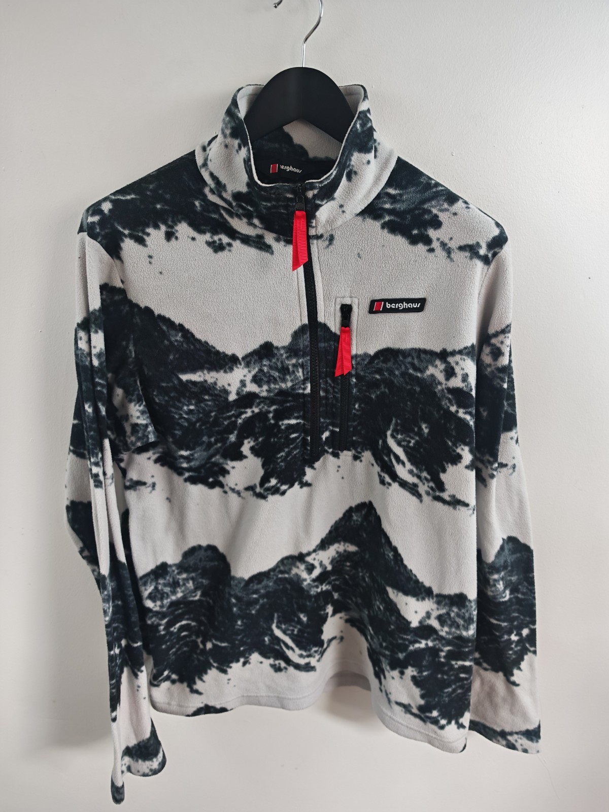 Berghaus Dean Street Prism Trango 1/2 Zip Fleece Grey Mountain Print Unisex XL image 2