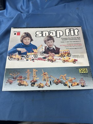 Much Ado SNAP FIT Construction Deluxe Set Plastic Toy Set