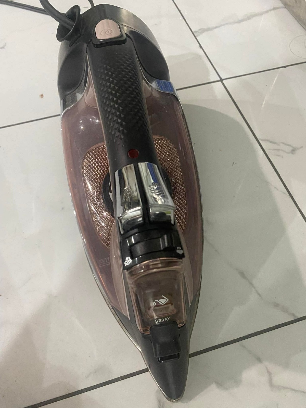 Rowenta Access 1700 Watts Stainless Steel Soleplate Steam Ir