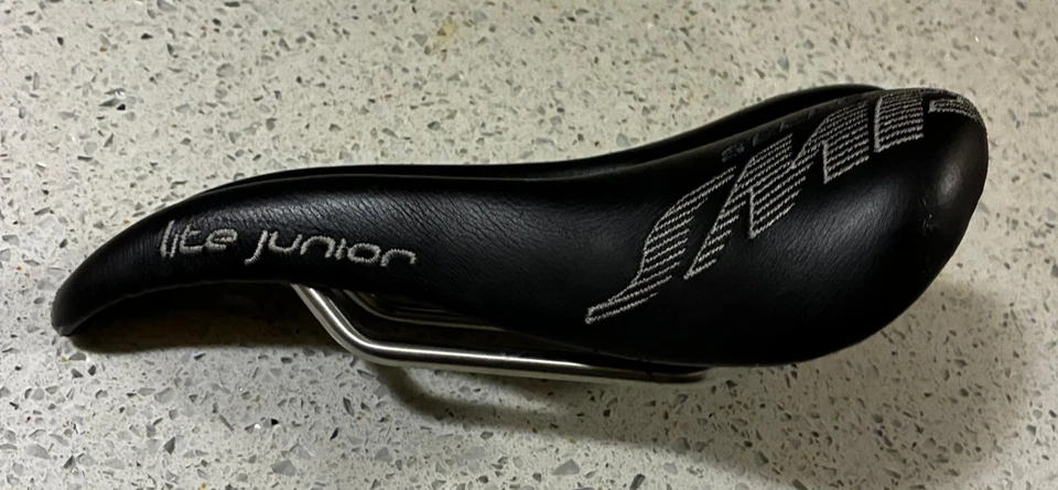 Cubierta de cuero para silla de montar Selle SMP Lite Junior hecha en Italia Foto 2 de 4