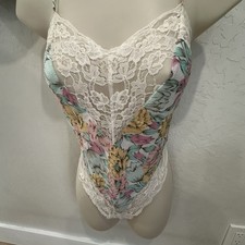 Vintage Gold Label Victoria's Secret Pastel Floral Lace Bodysuit Teddy Lingerie.