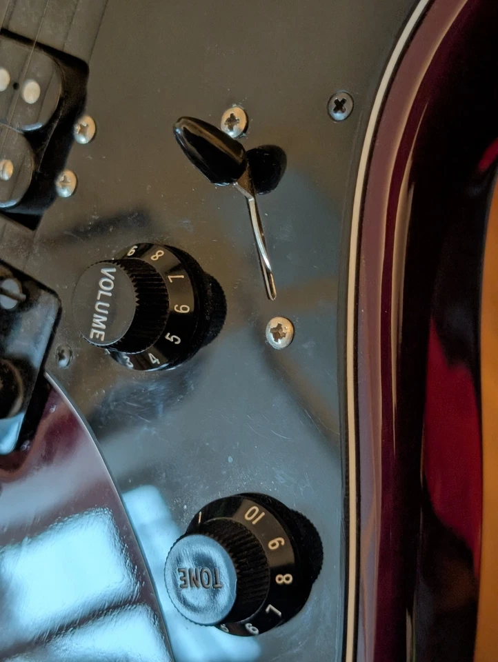 E-Gitarre Godin G2000 U.S.A. aus den 90ern, sehr gut bespielbar - Bild 3 von 4