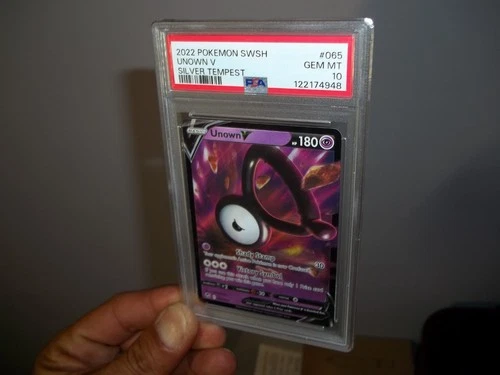 Unown V 065/195 SWSH Silver Tempest Pokemon PSA 10 Gem Mint!!