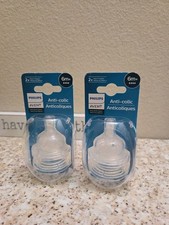 4 Pieces Avent Nipples Anti-colic 6m ..... Lot Of 2
