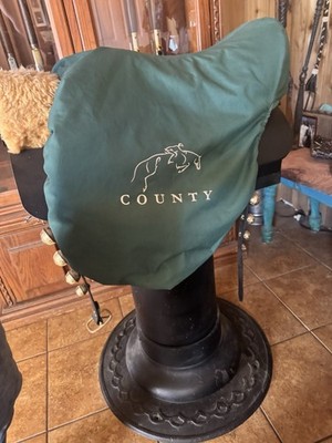 County Saddlery Fleece Lined Dressage Saddle Cover - Green