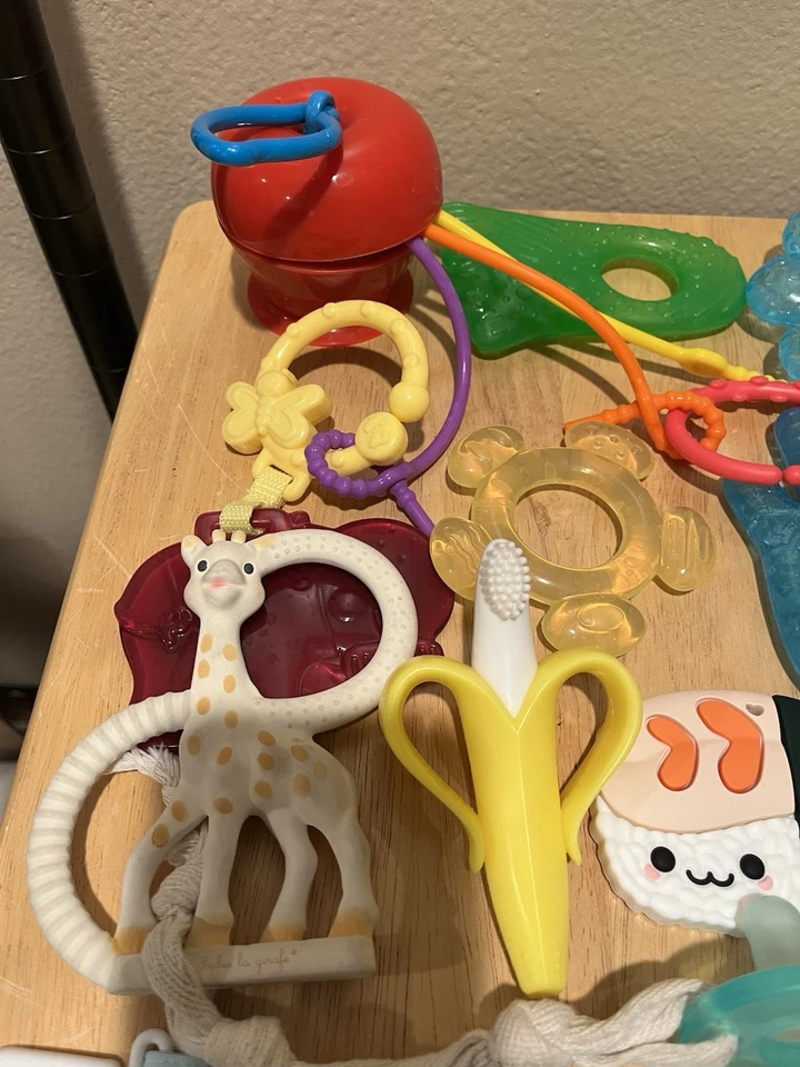 Sophie La Girafe So Pure Natural Rubber Soft Baby Ring Silicone TEETHING BUNDLE - Image 2 of 4