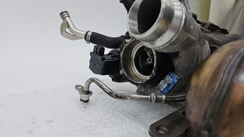 2012-2015 BMW F06 640i RWD 3.0L V6 Gas Engine Turbo Turbocharger W/ Manifold OEM - Picture 6 of 12