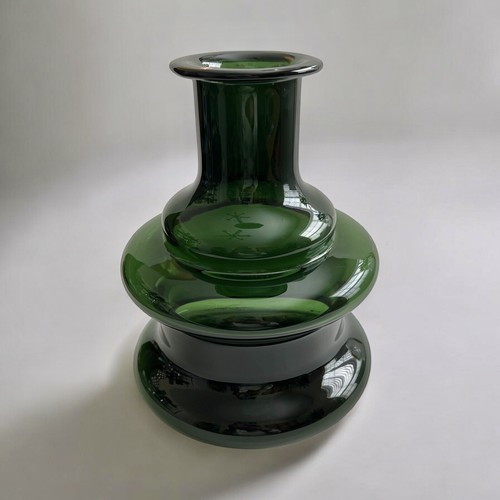 Timo Sarpaneva Classic “Novitas” Glass Vase by littalia, Finland; c. 1960s - Picture 2 of 6