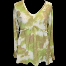 NWT Davi & Dani Tie-Dye V-Neck Long Sleeve Top- Size Small