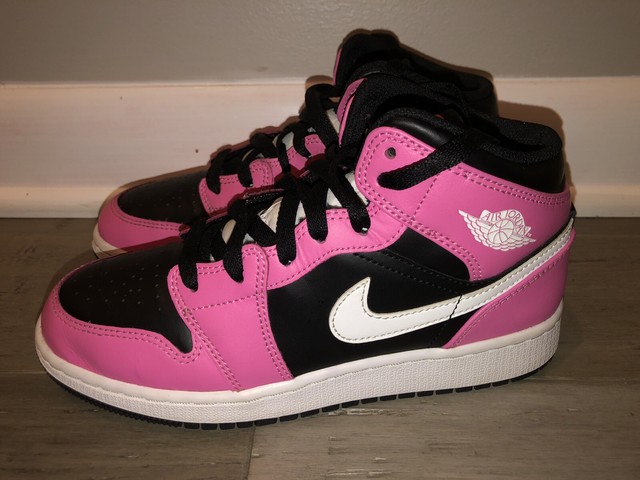 jordan retro 1 hot pink