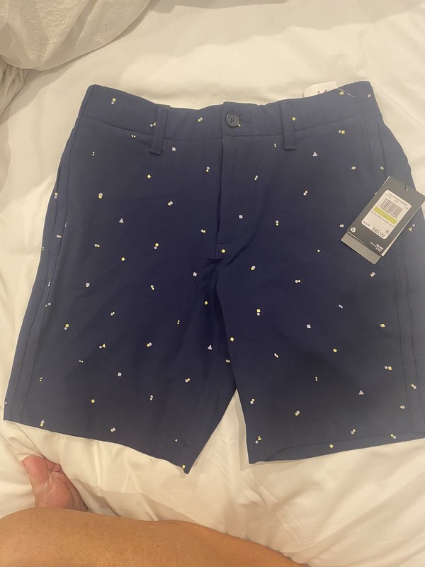 Under Armour Iso-Chill Golf Shorts  Men's 9" Inseam Navy Sz 30 $85