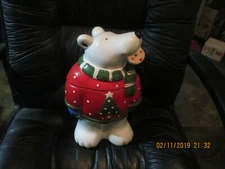 COOKIE JAR POLOR BEAR EATING A COOKIE COCO DOWLEY