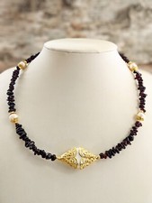 Garnet  Freshwater Pearls In Classic Gold Plated Necklace / Choker  Earrings