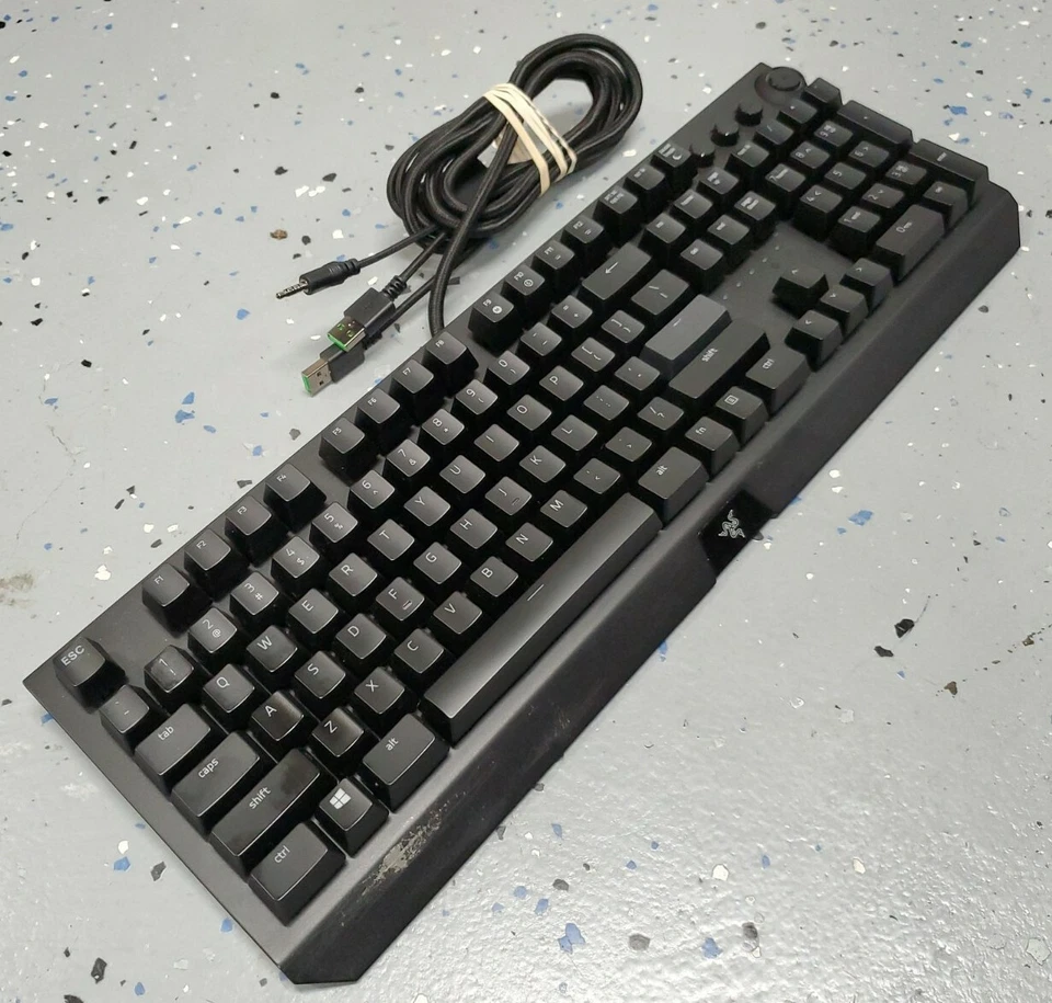 Razer BlackWidow Elite Mechanical Gaming Keyboard - Image 2 of 4