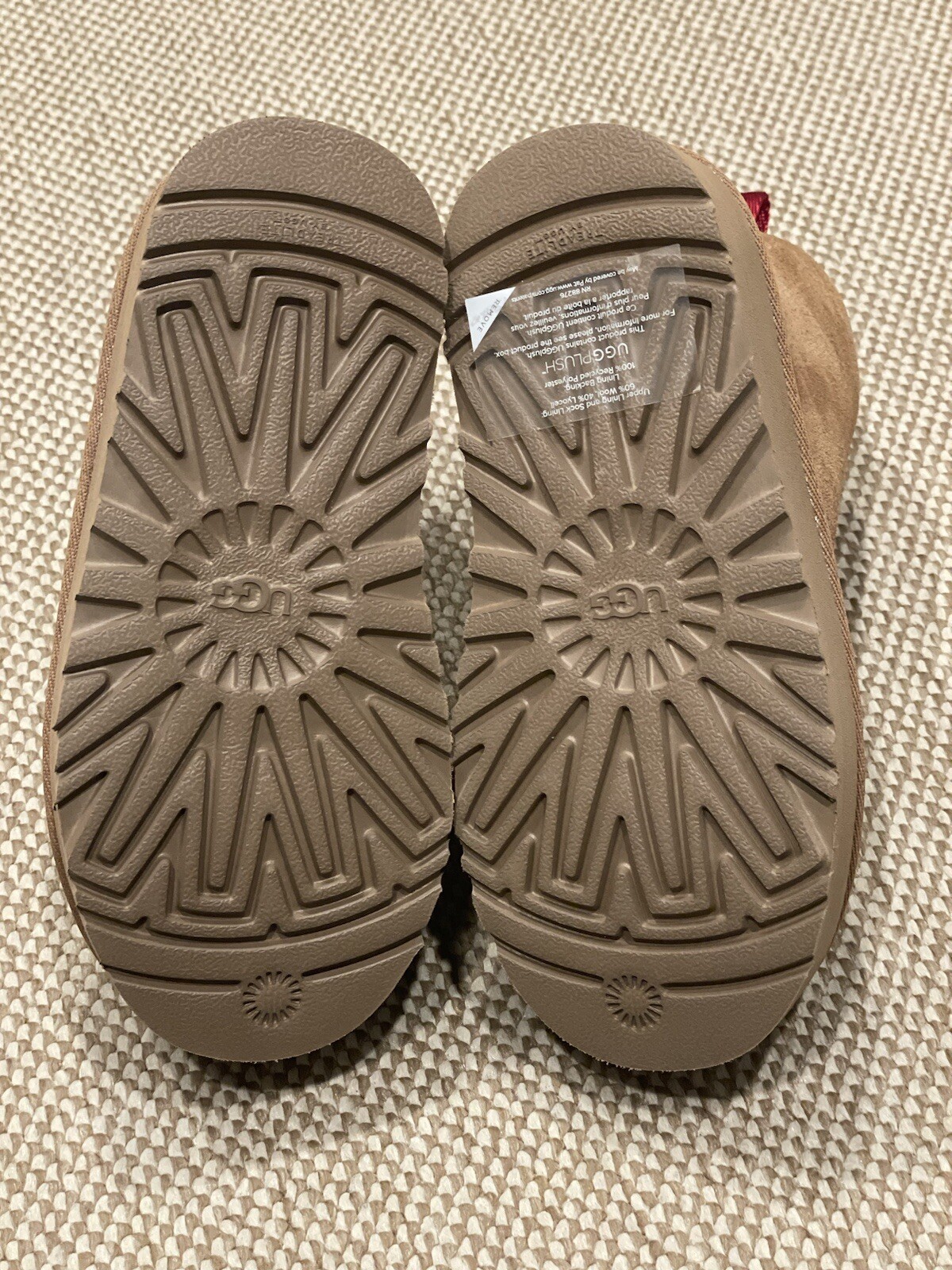 UGG Kids' Neumel Zip Platform Boot NWOT image 10