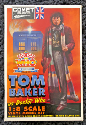 NEUWERTIG - DR WHO - COMET MINIATURES 1:8 SCALE MODEL KIT FOUR DOCTOR - Tom Baker