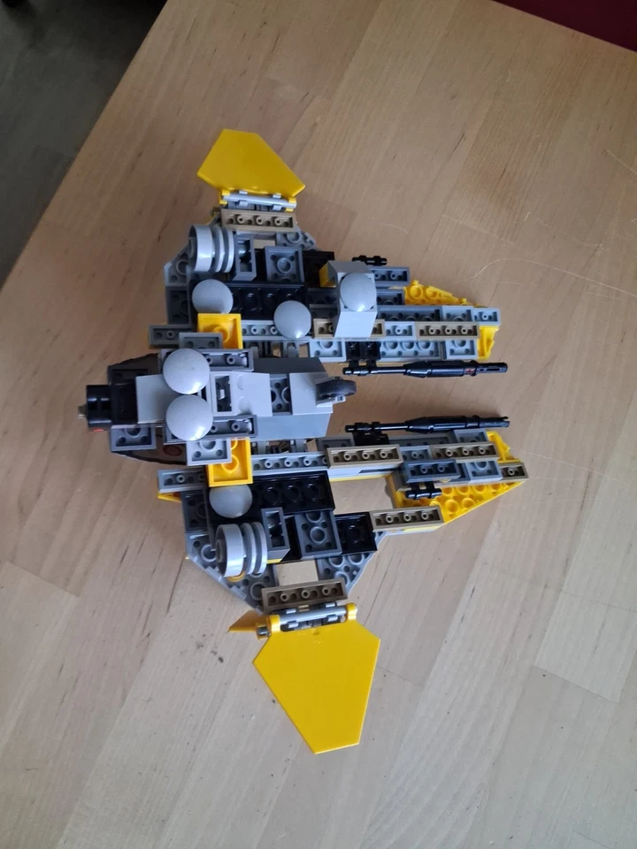 LEGO Star Wars 75038 Jedi Interceptor, photo 3 sur 3
