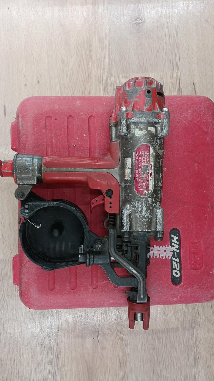 Max HN-120 High Pressure Concrete Pin Nailer SuperNailer Used w/ Box Tested