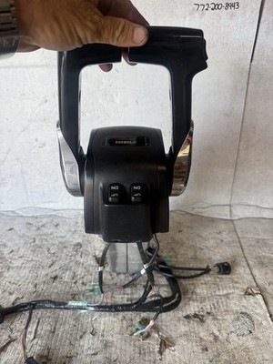 OEM Yamaha Outboard Twin Engine 704 Control Lightly Used