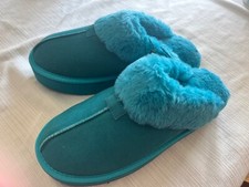 Women's Suede Platform Clog Slippers size 9