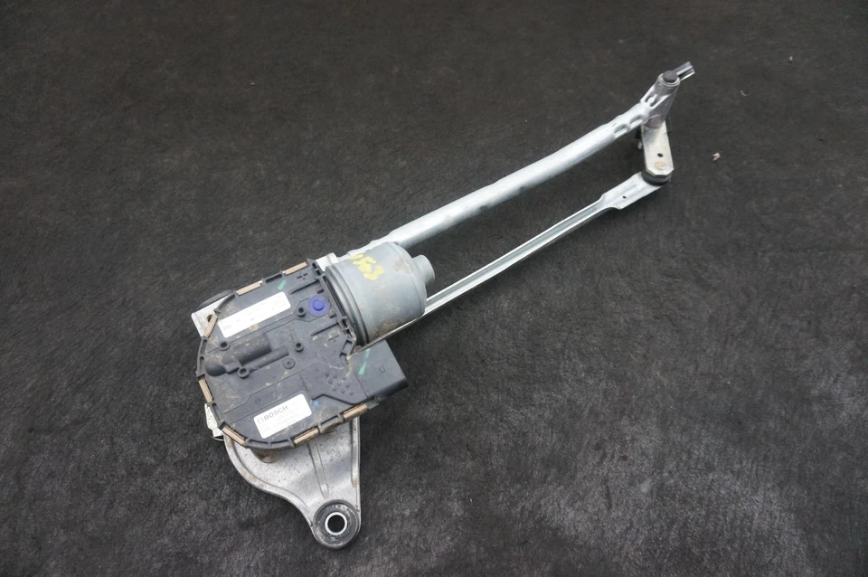 前挡风玻璃 Wiper 电机联动组件 原始设备制造商 4S1955024F 奥迪 R8 4S 2018-24 — 第 2/4 张图片