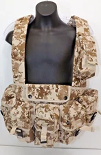 Mil-Tec 6-Pocket Chest Rig, Digital-DESERT  Camo, Adjustable Tactical vest NEW