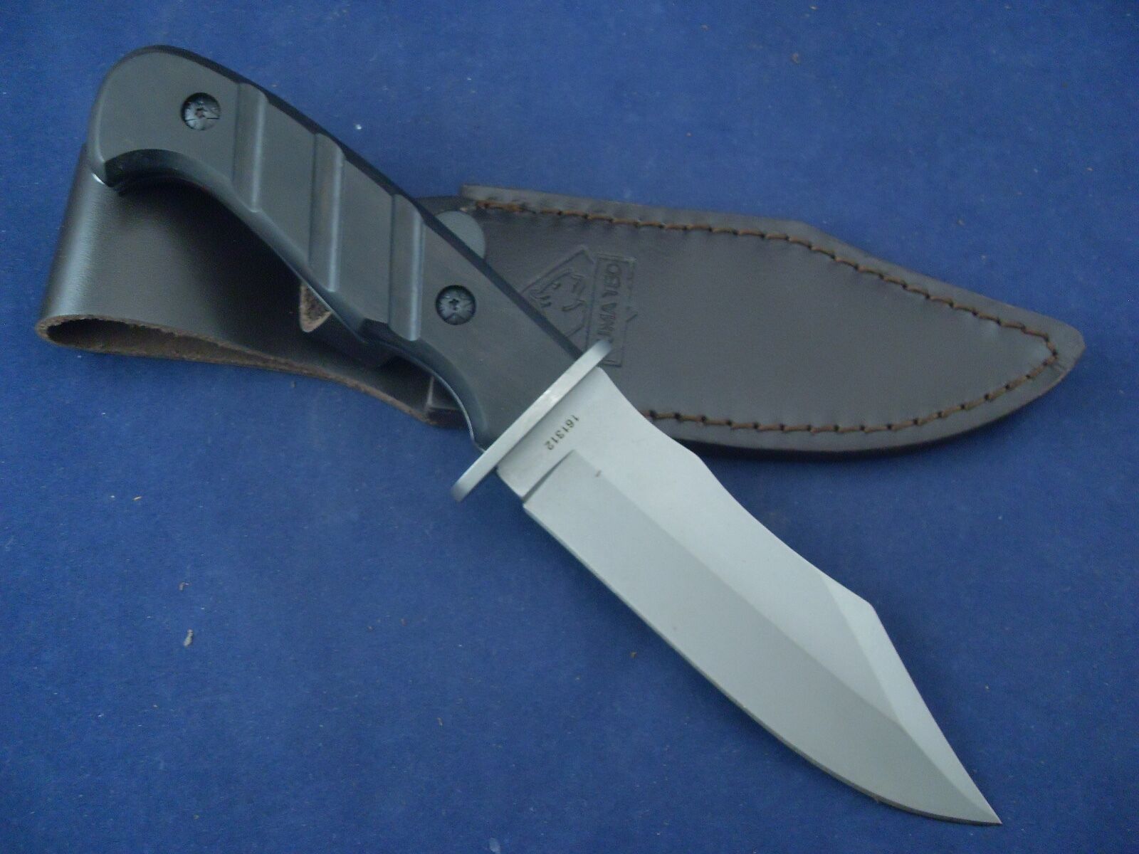New PumaTEC Sandalwood Knife with Sheath 